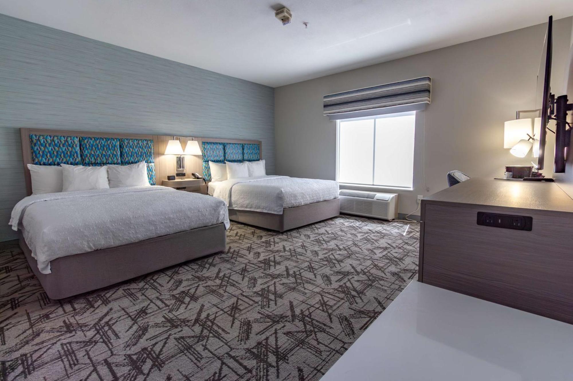 Hampton Inn & Suites Дентон Экстерьер фото